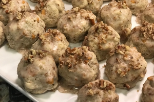 Butterscotch Pecan cookies with Rum Glaze